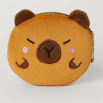 Кошелёк плюшевый "Спящая капибара", коричневый