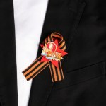 Значок деревянный «9 Мая. С Днём Победы!», с георгиевской лентой