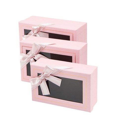 Коробка подарочная "Розовый с окном"