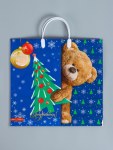 Пакет подарочный новогодний «Мишка с елкой», полиэтиленовый с пластиковой ручкой