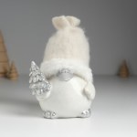 Фигурка полистоун «Воробушек в шапке с серебристой ёлкой»