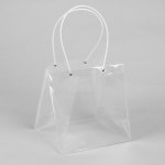 Прозрачный пакет для цветов и подарков с широким дном