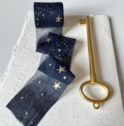 Лента шифоновая с золотыми звездами, Темно-синий